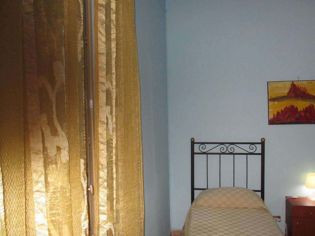 B&B Bella Stella カターニア 部屋 写真